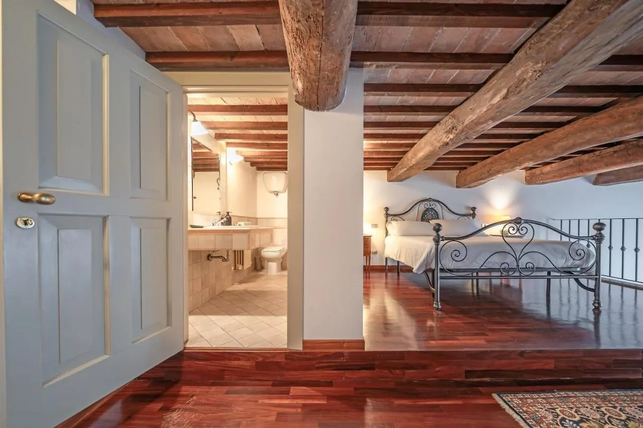 Raffaello - M&M Holiday House Perugia 0*,  Italien