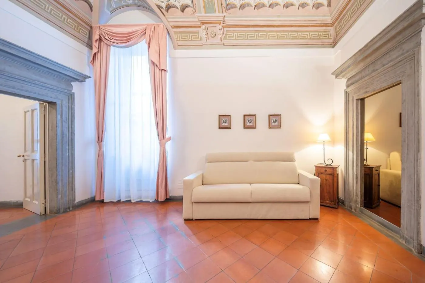 Raffaello - M&M Holiday House Perugia 0*,