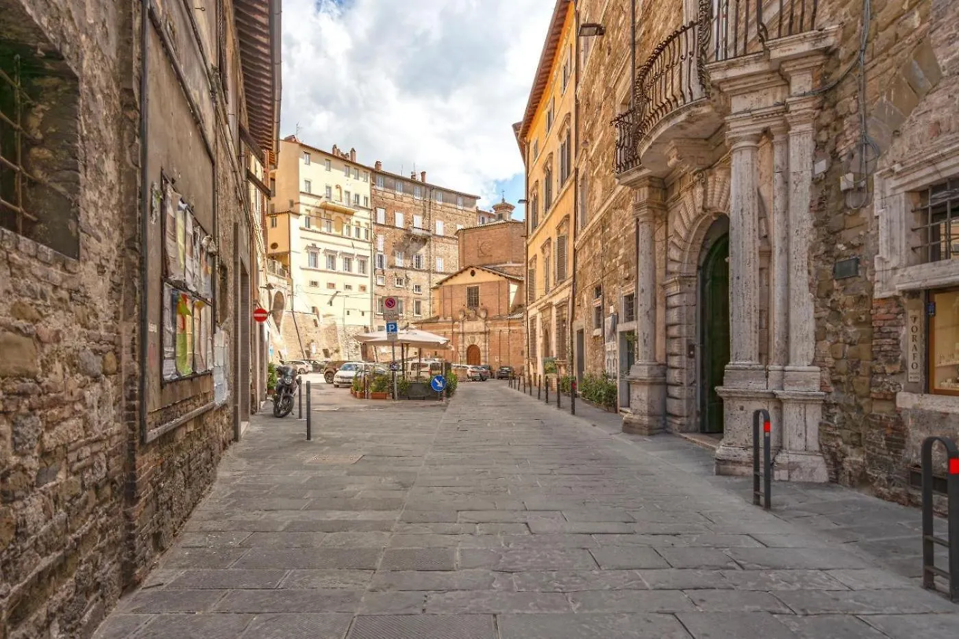 Raffaello - M&M Holiday House Perugia