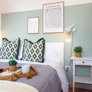  Appartamento Downtown - With A Cozy Terrace