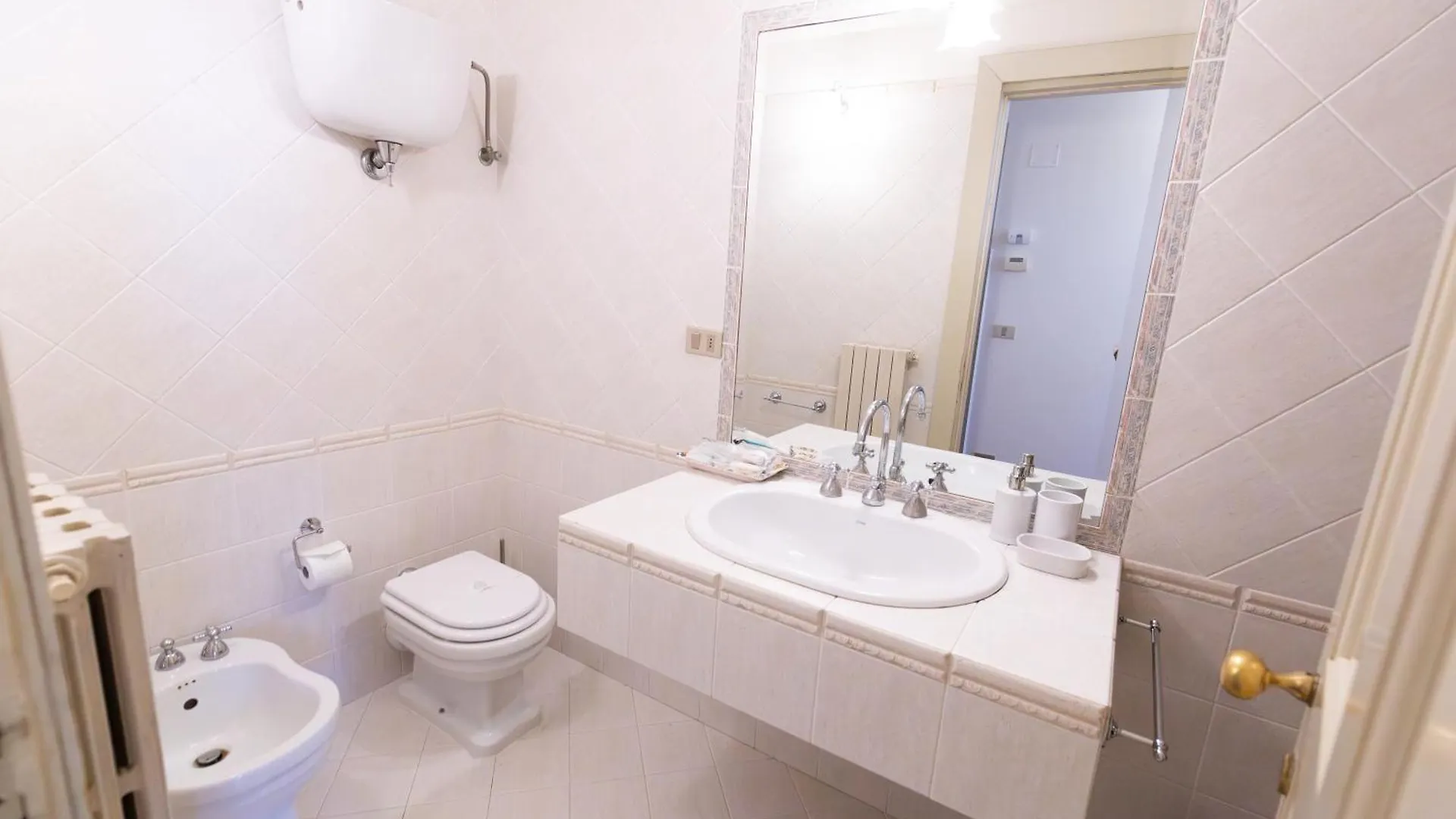 Raffaello - M&M Holiday House Perugia
